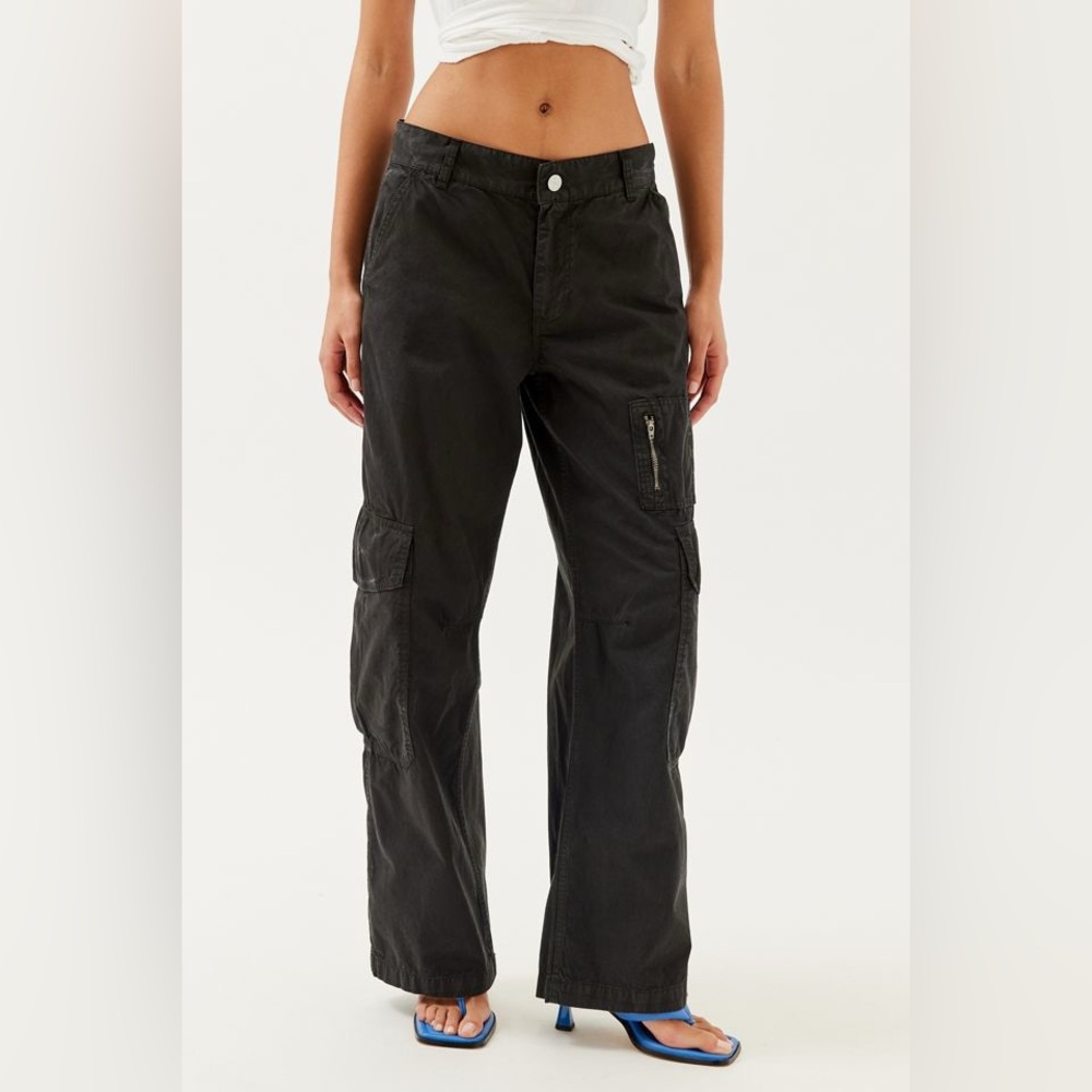 BDG Low Rise 100% Cotton Black Cargo Pants
